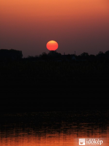 Napkelte a Tiszán