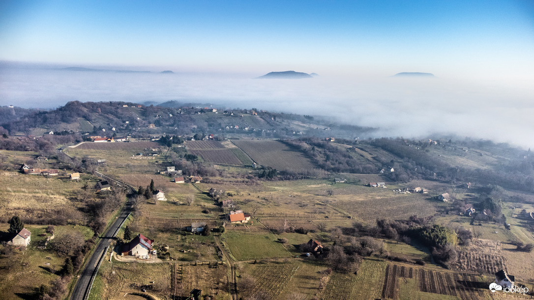 Észlelési fényképek