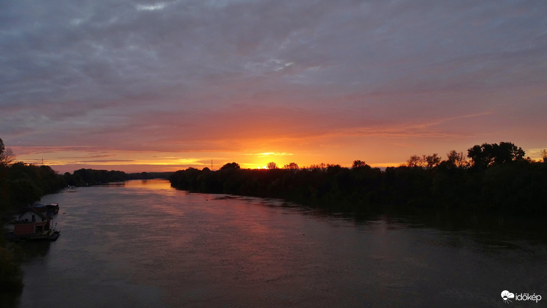 Tiszai napkelte, Szeged 