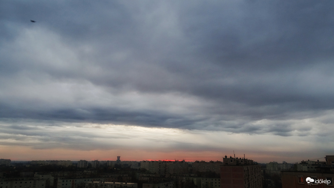 2024, első napkelte