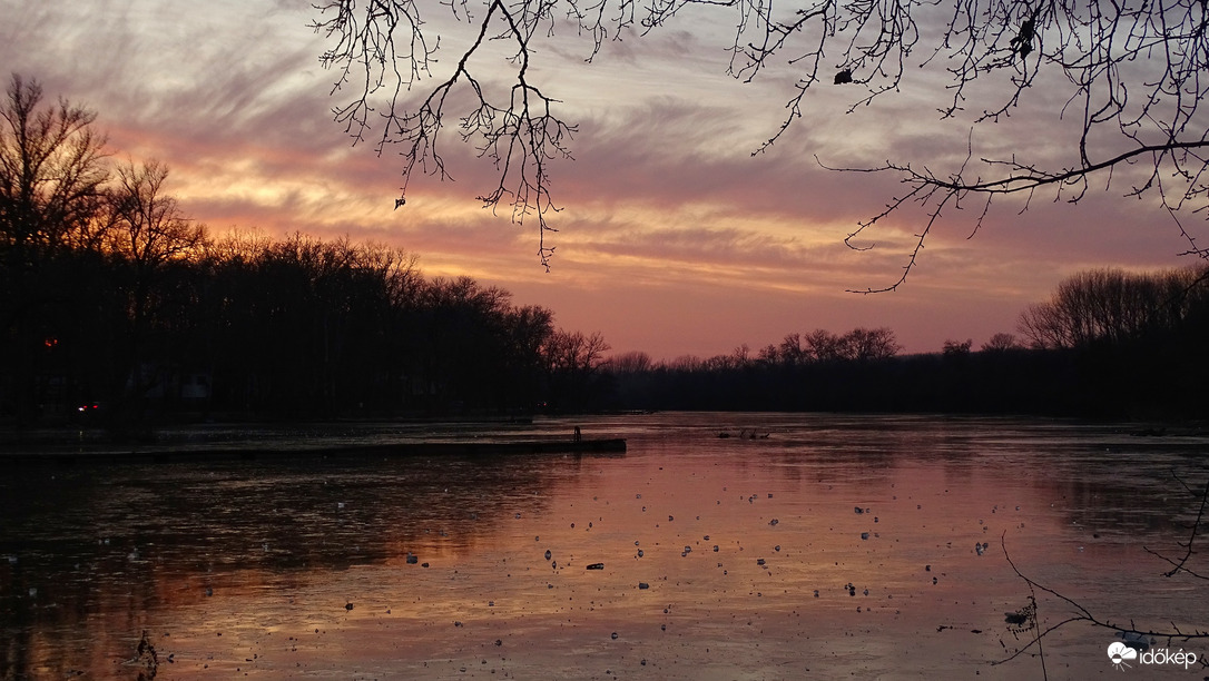 Alkonyi jégvarázs Mártélyon