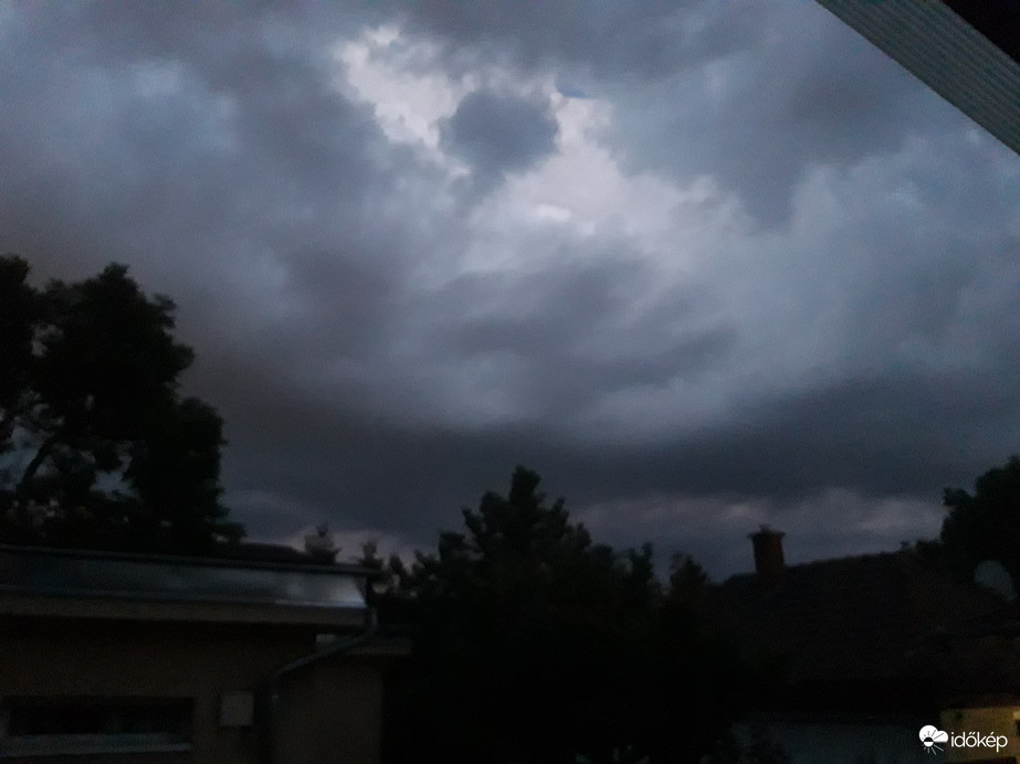 Észlelési fényképek