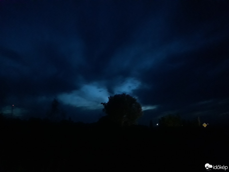 Észlelési fényképek