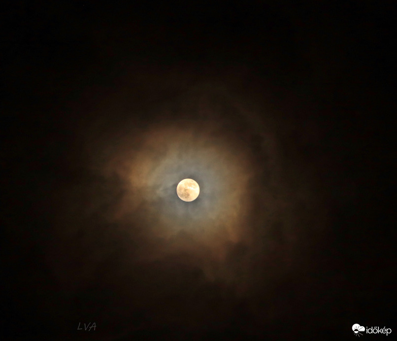 Telihold Püspökladány