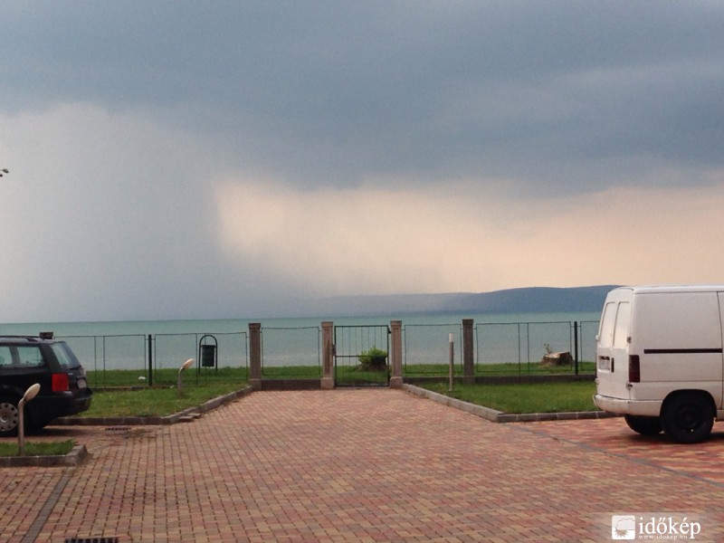 Észlelési fényképek