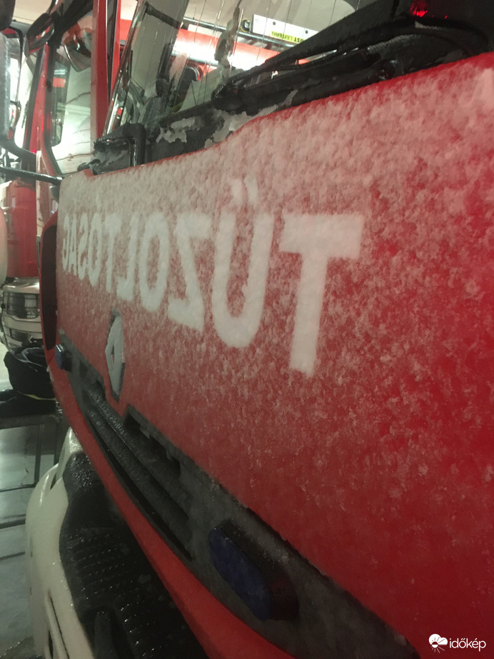 Észlelési fényképek