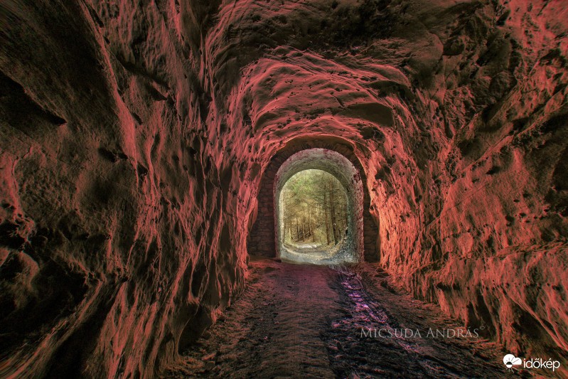 Fény az alagút végén