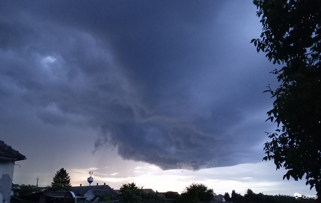 Észlelési fényképek