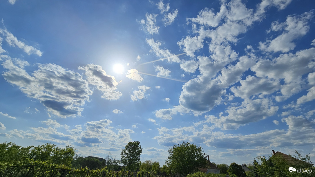 Észlelési fényképek