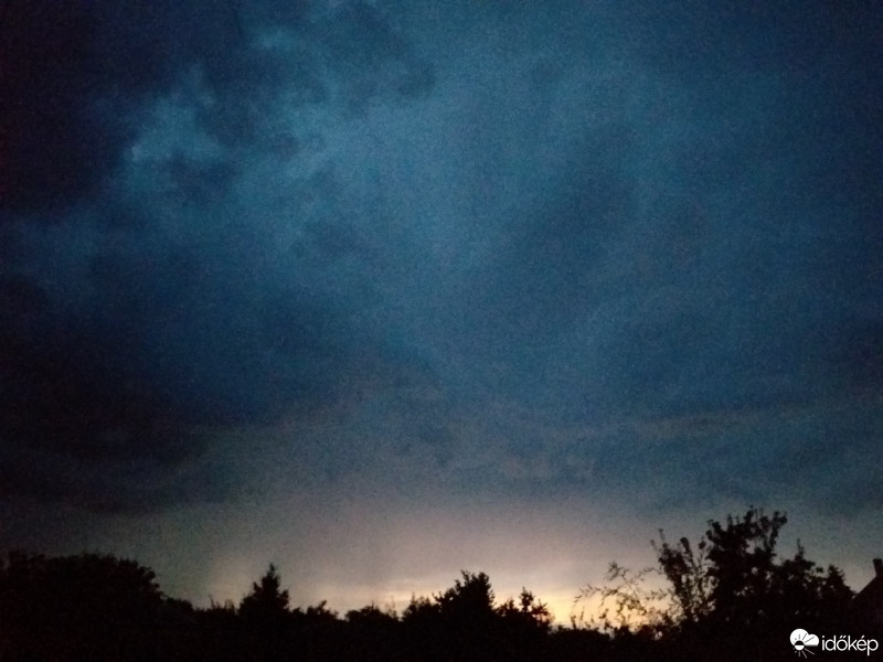 Észlelési fényképek