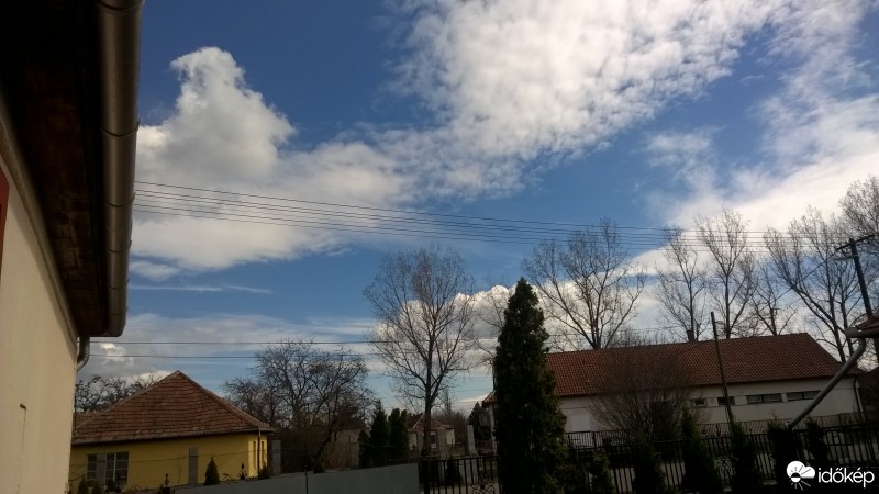 Észlelési fényképek