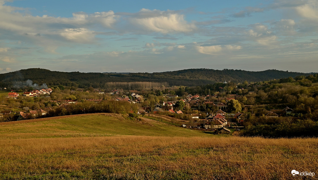 Falukép. 