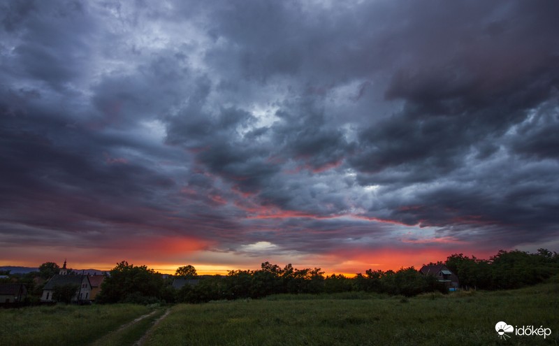 "Szivárvány helyett"