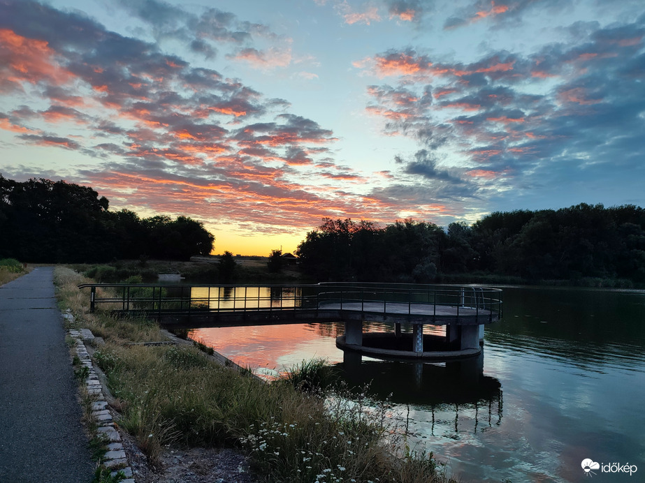Naplás-tó napkelte