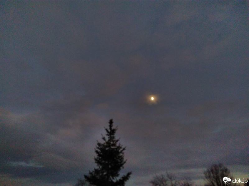 Észlelési fényképek