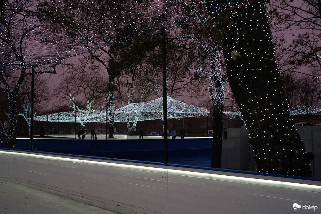 Csepeli Jégpark és vörös naplemente :) 