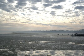 Maradék jég a Balatonon