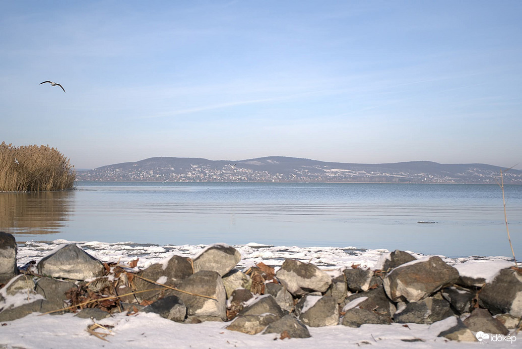 Tél a Balaton parján