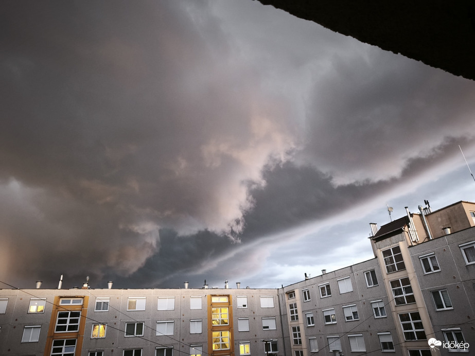 Észlelési fényképek