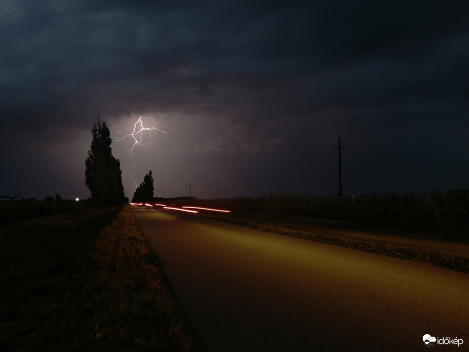 Észlelési fényképek