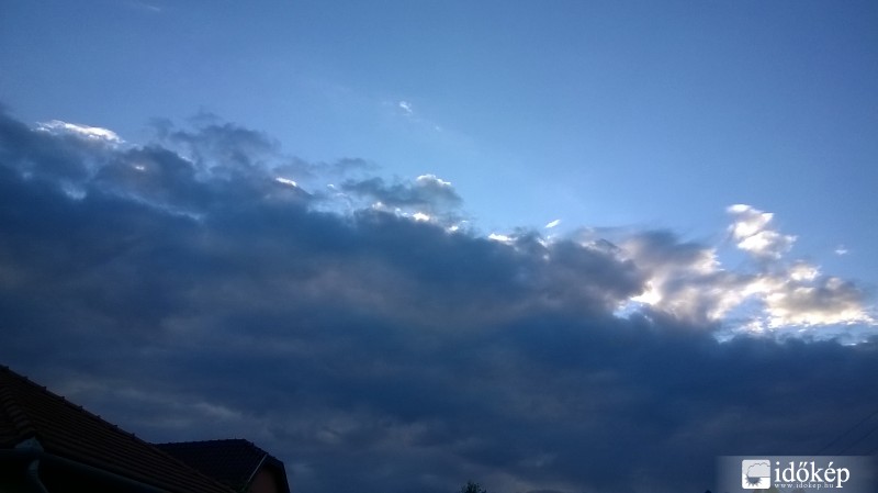 Észlelési fényképek