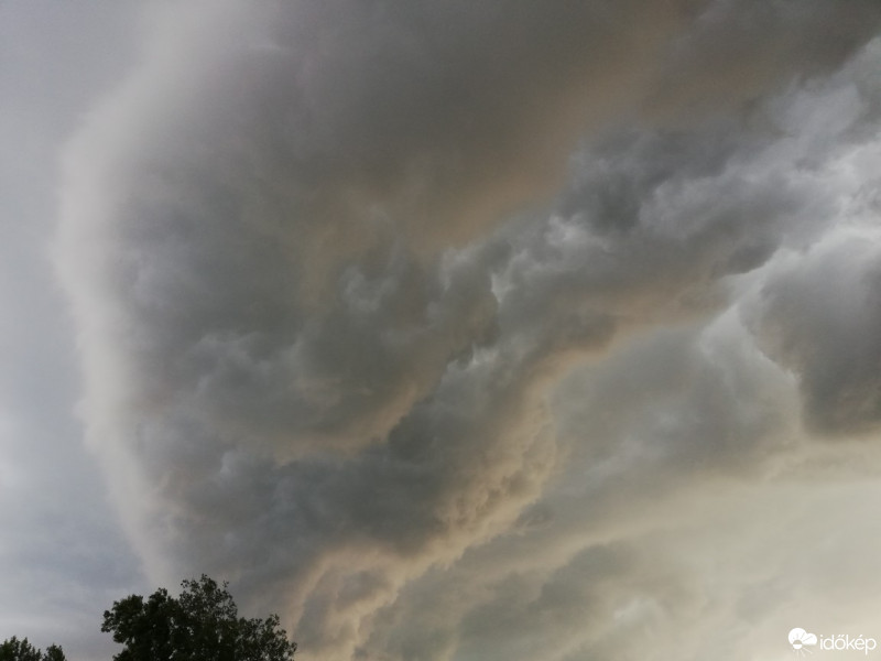 Észlelési fényképek