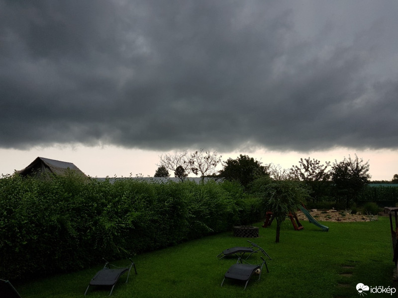 Észlelési fényképek