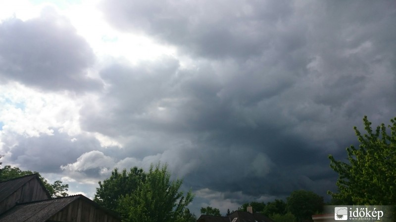 Észlelési fényképek