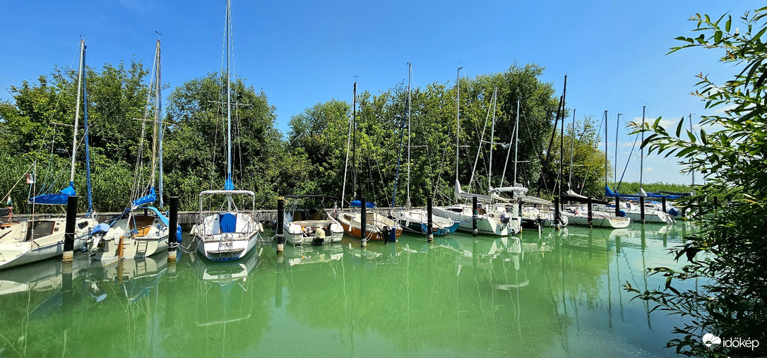 Parkolópályán