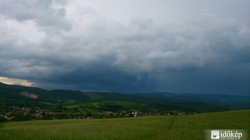 Észlelési fényképek