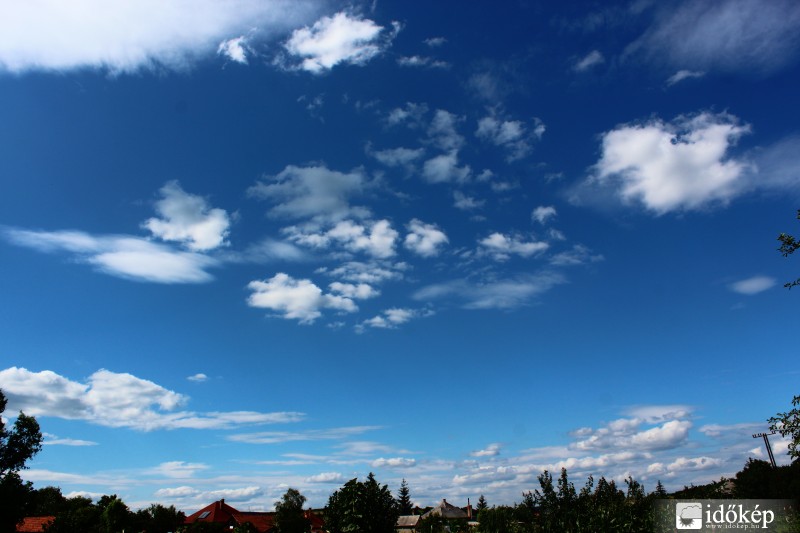 Színvilág-Felhők