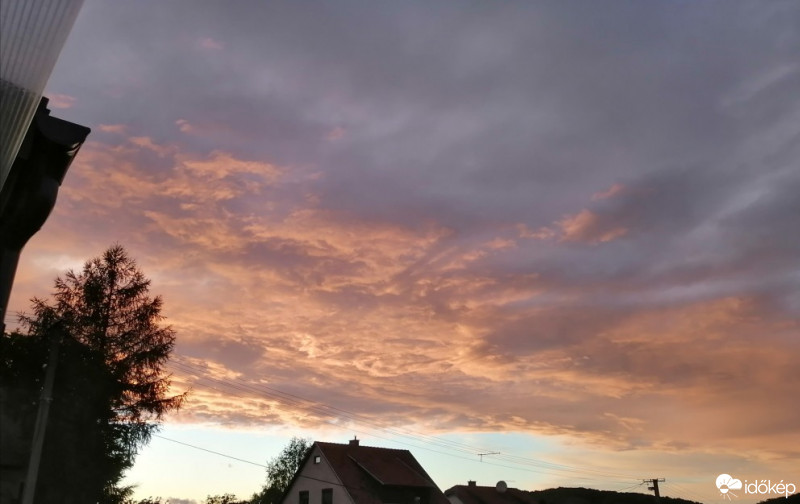 Nőtincs