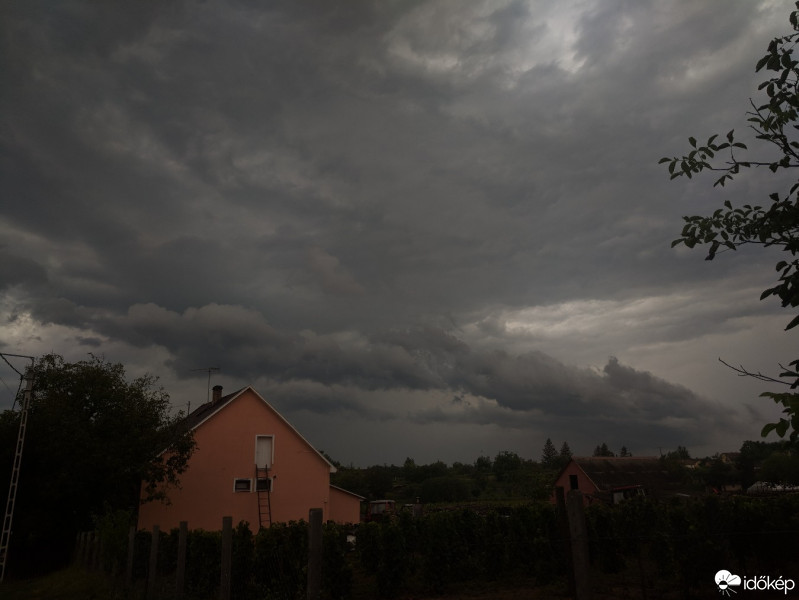 Észlelési fényképek