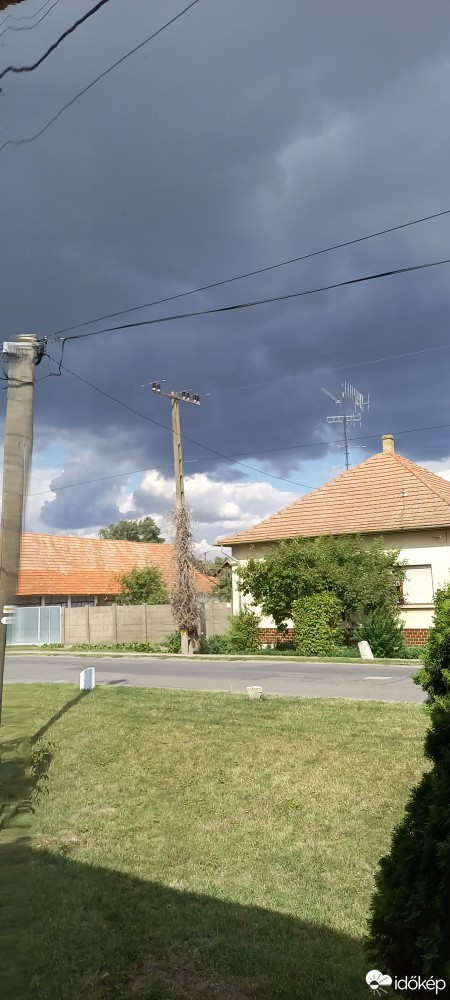 Észlelési fényképek