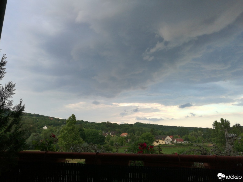 Észlelési fényképek