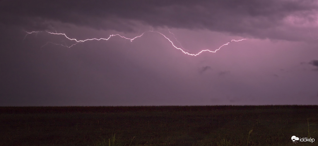 És még vízszintesebb