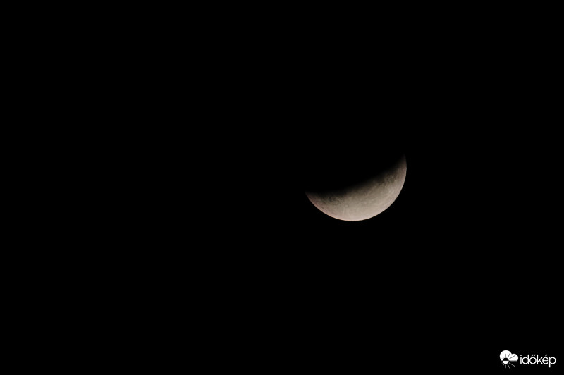 Fél holdfogyastkozás (2019.07.16)