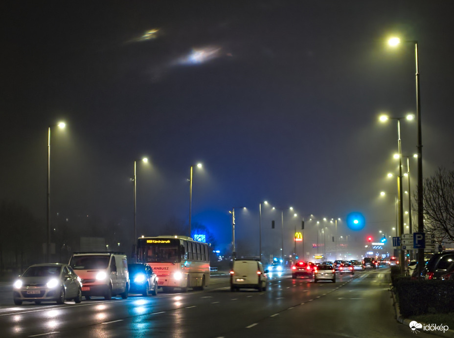 Fehérvári ködzlekedés