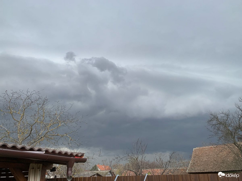 Észlelési fényképek