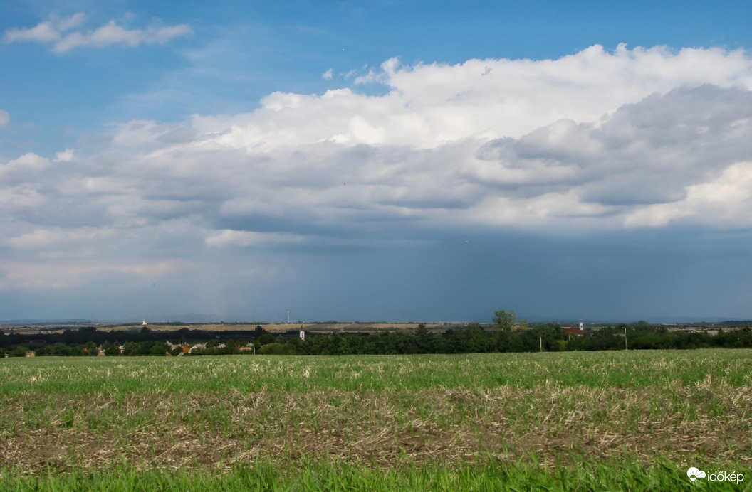 Zivatarok vonulása a Vértesben!