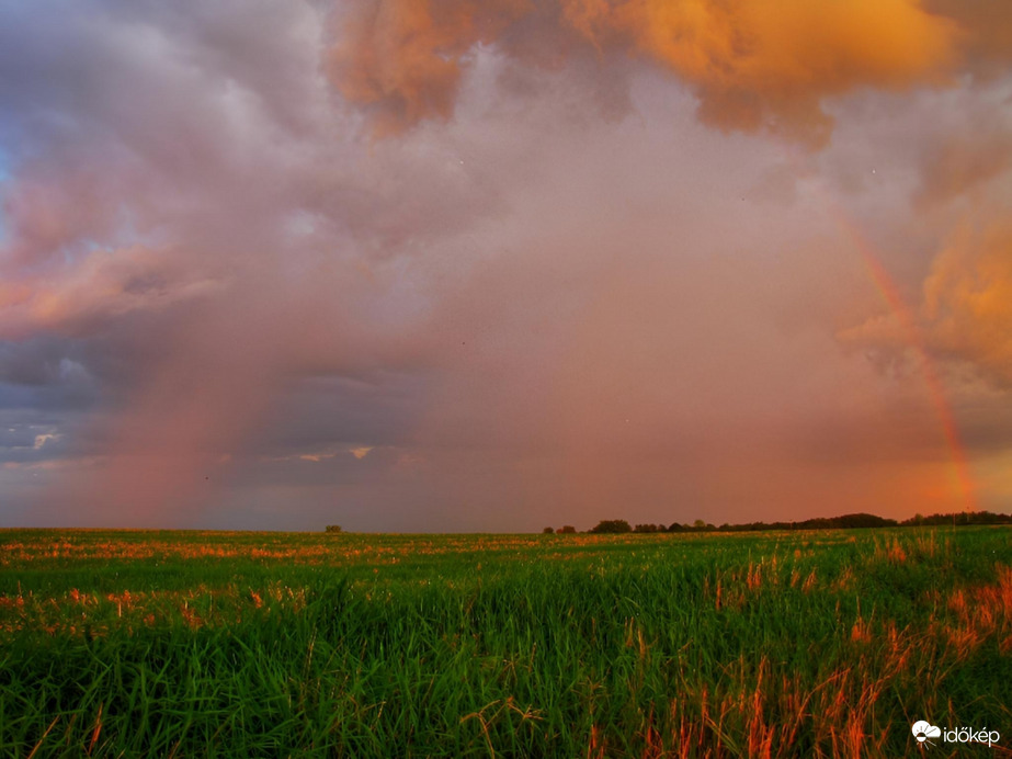 Szivárvány a naplemente idején!