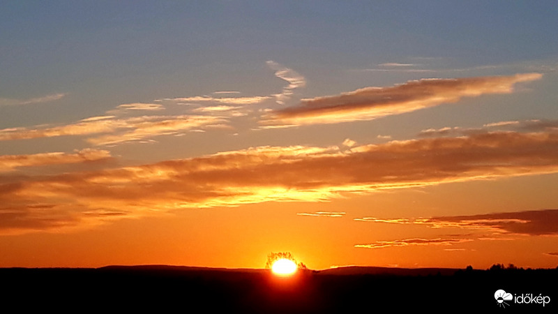 Napkelte Császáron