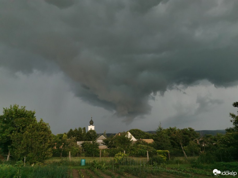 Észlelési fényképek