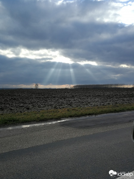 Észlelési fényképek