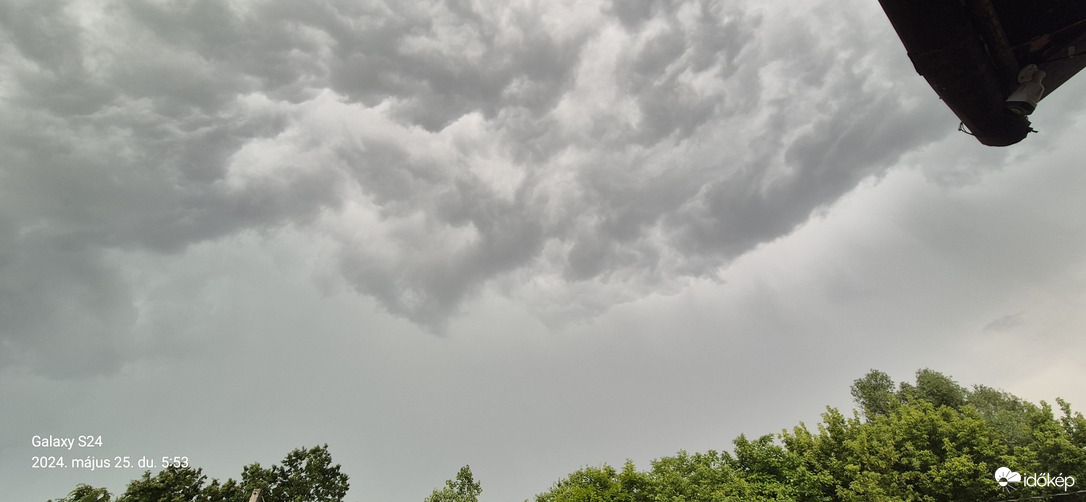 Észlelési fényképek