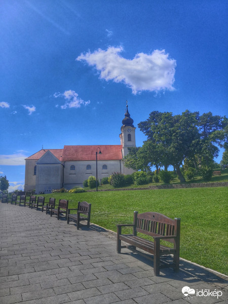 Gyönyörű idő van. 