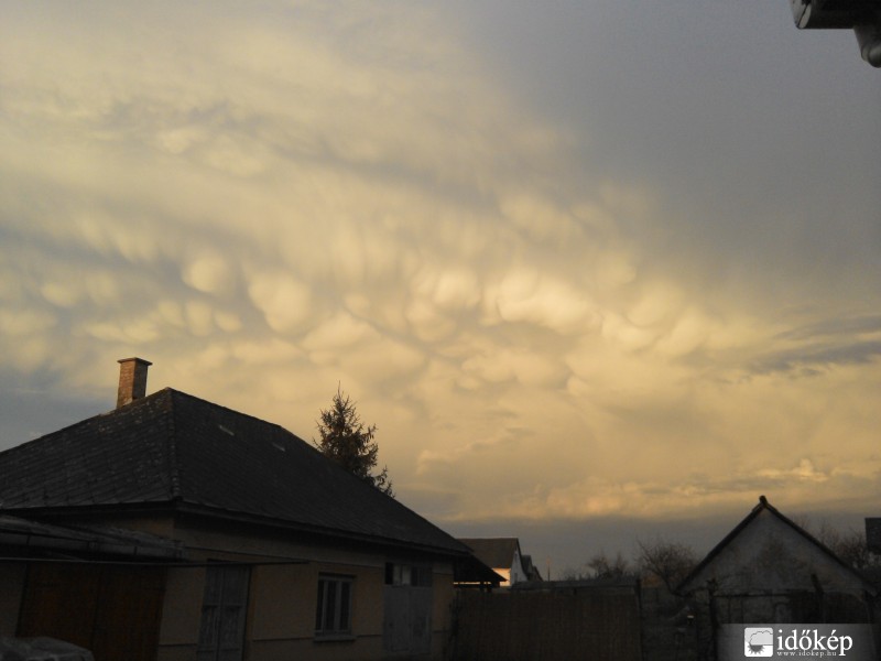 Cumulonimbus mamma 