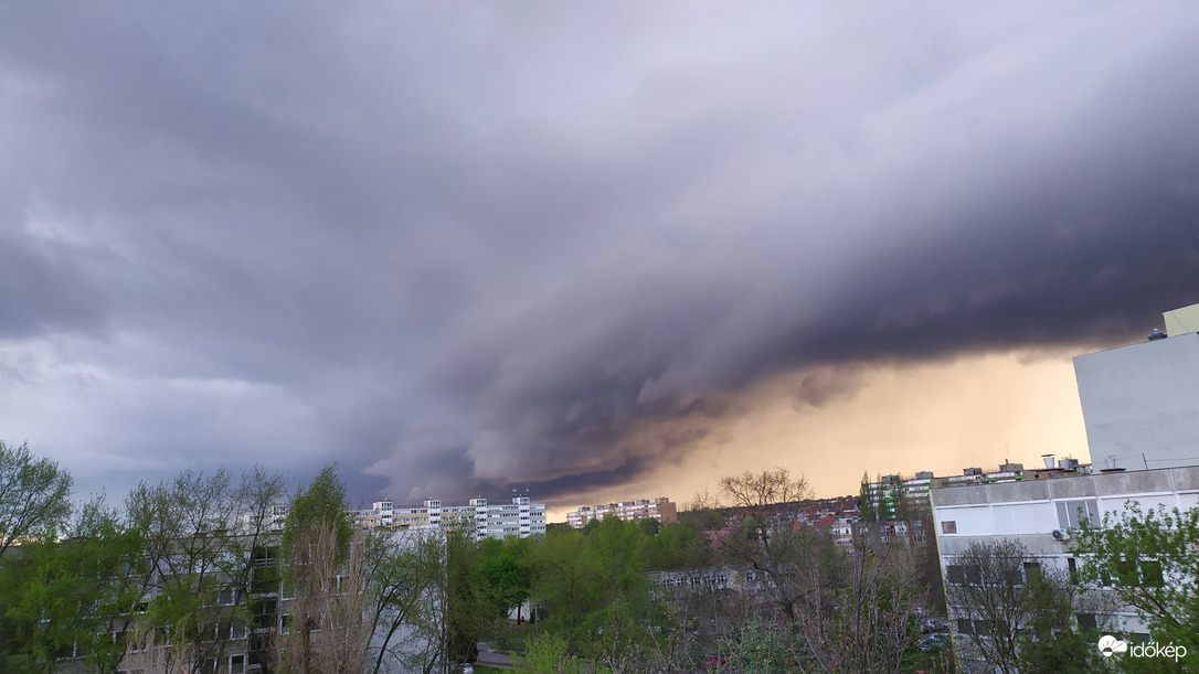 Észlelési fényképek