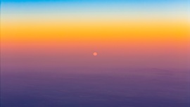 Holdkelte a narancs pírban