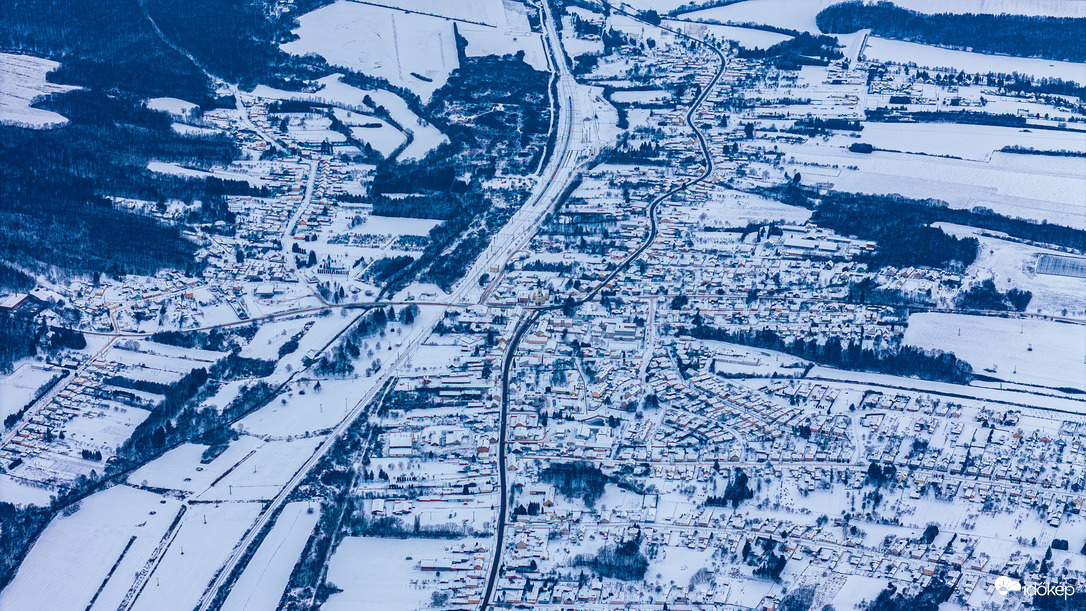 Zalalövőt is belepte a hó – 15 cm-nél is több esett!